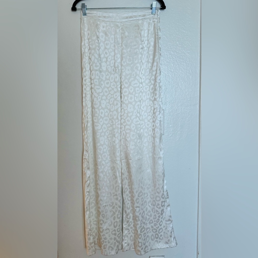 Nasty Gal, S, white /silver leopard print wide leg pant